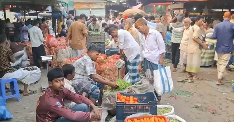 একটি সবজি বাজারের চিত্র